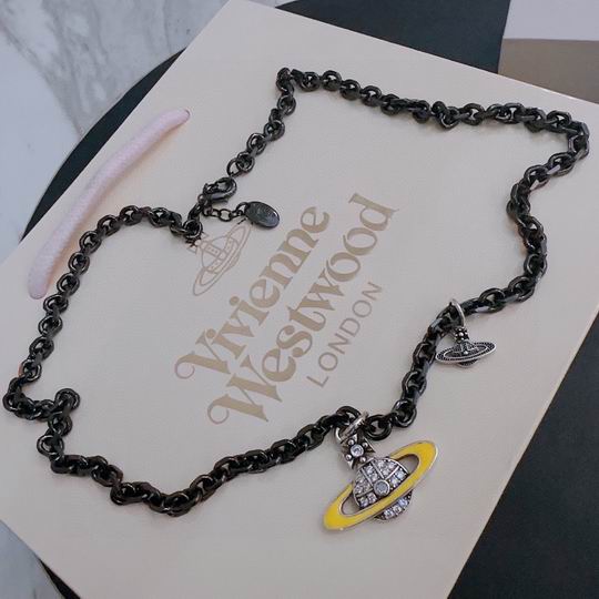 Vivienne Westwood necklace 11lyh25